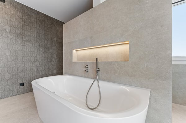 245 m² für Business & Lifestyle – Attika in Bremgarten 18