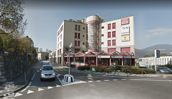 SPAZI COMMERCIALI AL CENTRO PRAELLA - MENDRISIO 1