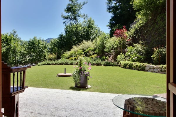 Château-d'Oex - Appartement d'exception avec vaste jardin privatif 12