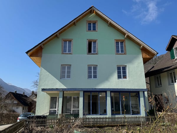 Gepflegtes Mehrfamilienhaus mit 6 Wohnungen in 4715 Herbetswil 5