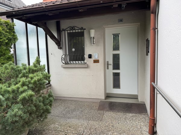 Wohn- und Geschäftsliegenschaft, Egerkingen 5