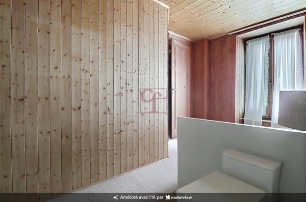 Immeuble de rendement idéalement situé en plein centre du village 4