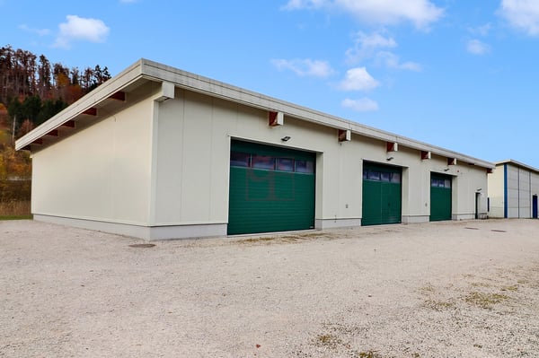Dépôt-atelier moderne à Enney - Idéalement situé près de Bulle 2