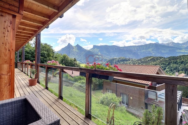 Pringy - Magnifique 4,5 pces avec terrasse et panorama 1