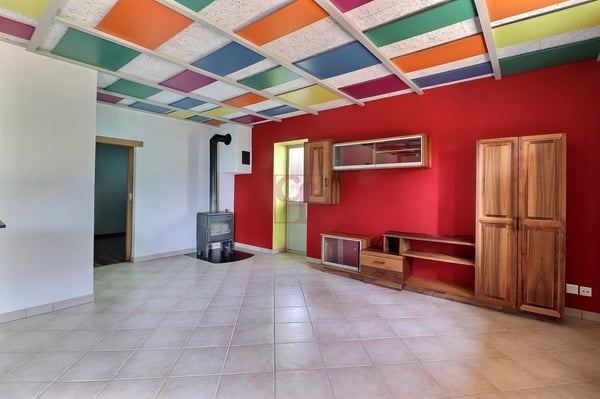 A louer petit chalet de 2.5 pièces grande terrasse 9