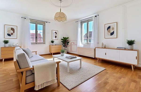 Maison familiale au coeur du village  composée de 2 appartements 5