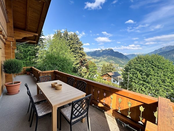 Chalet en madrier à Crésuz à 20 min de Bulle 13