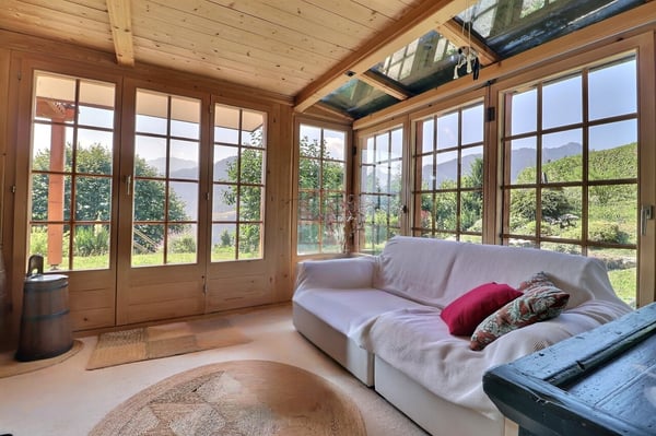 Chalet en madrier à Crésuz à 20 min de Bulle 8
