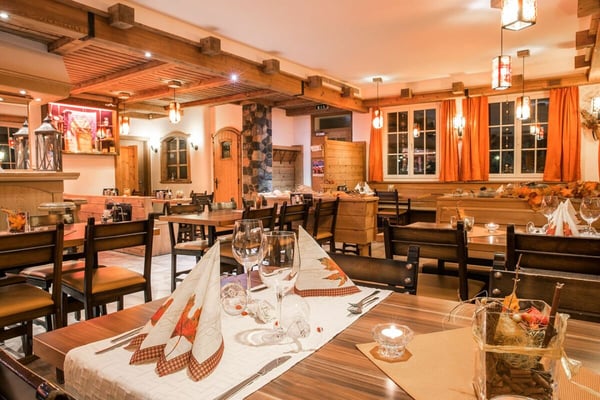 Hotel Alpha schöner Dreisternebetrieb in Saas-Grund 2