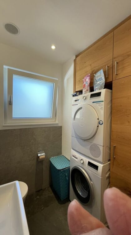 UBS - Marienhof Wohn-und Geschäftshaus 10