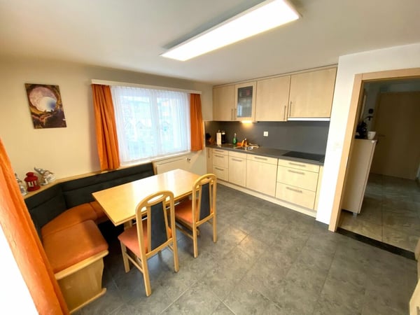 Schönegg sehr komfortable 5.5 Zimmerwohnung 10