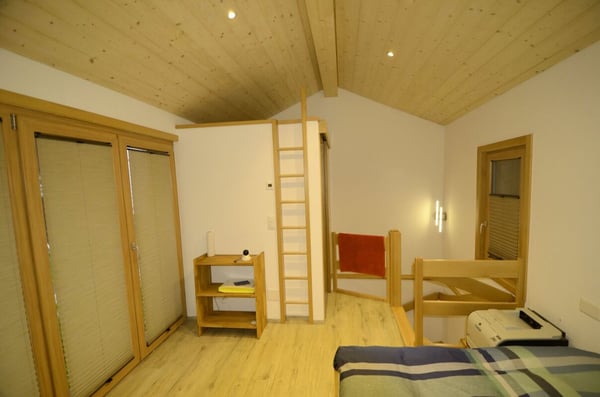 Nigelnagelneues Bijou in der sonnigen Wildi in Saas-Fee. Hauptwohnsitz = Wohn-und Steuersitz Saas-Fee. 3