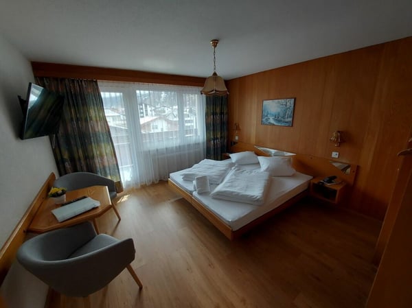 Hotel Alpha schöner Dreisternebetrieb in Saas-Grund. 12