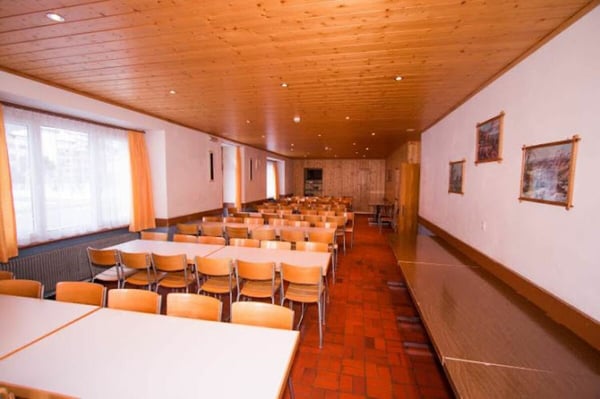 Monte Moro Gruppenhaus mit 93 Betten! Freie Sicht auf die umliegenden Berge. 2