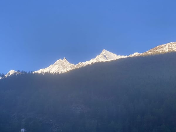 Monte Moro Gruppenhaus mit 93 Betten! Freie Sicht auf die umliegenden Berge. 13