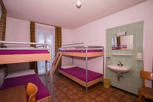 Monte Moro Gruppenhaus mit 93 Betten! Freie Sicht auf die umliegenden Berge. 6