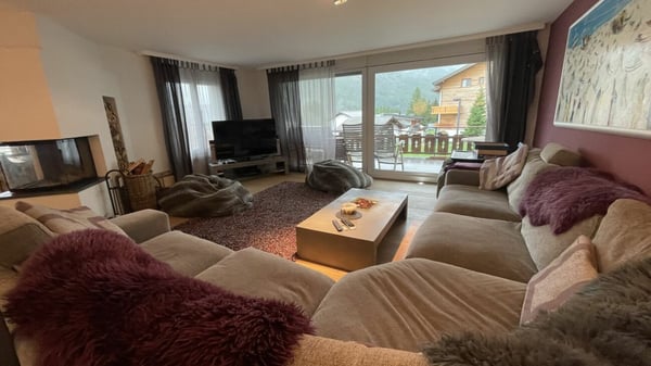 Residence in der sonnigen Wildi 2 Zimmerwohnung. Sehr attraktiver Preis! 2
