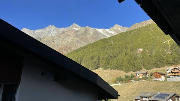 Alphubel Peak dem Himmel so nah. Neubau 2025. Mit Süd-und Ostbalkon. Reserviert. 13