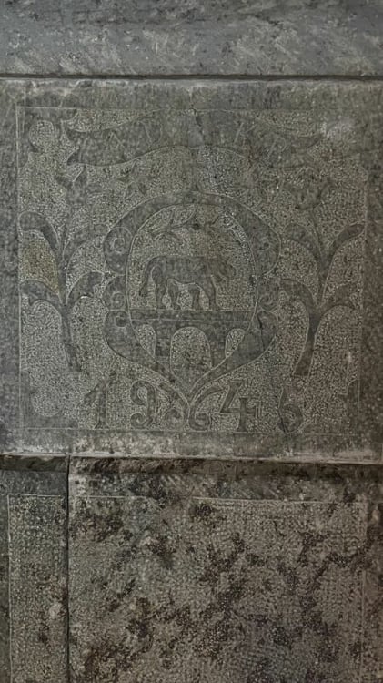 Wohnung in originalem Walliserhaus in einem der ältesten Weiler des Saastal. 15