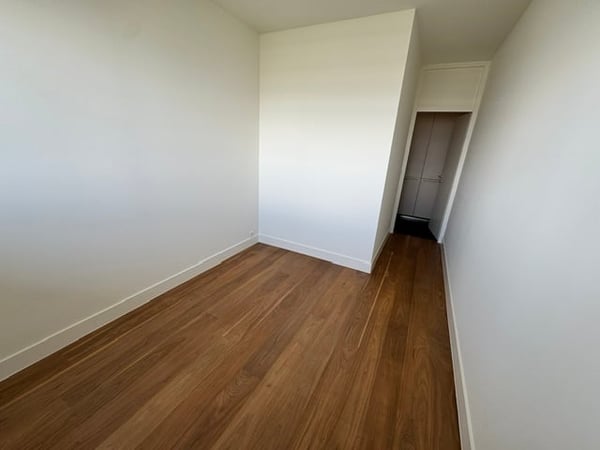 Magnifique appartement en attique de 7.5 pièces avec vue panoramique – Genève Florissant 7