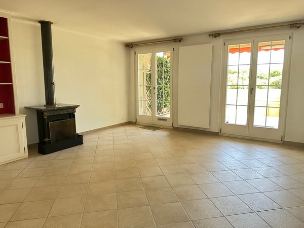 Appartement 3.5 pièces lumineux avec balcon et piscine à Saint-Prex 4