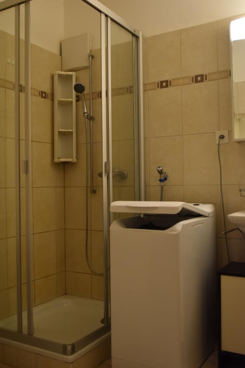 SIERRE-GLAREY - 2½ pces - fr 1000.00 + fr 130.00 acpte ch. 6