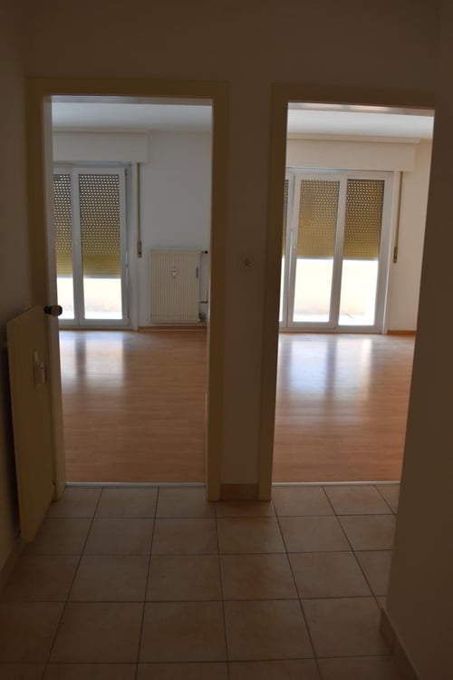 SIERRE-GLAREY - 2½ pces - fr 1000.00 + fr 130.00 acpte ch. 9