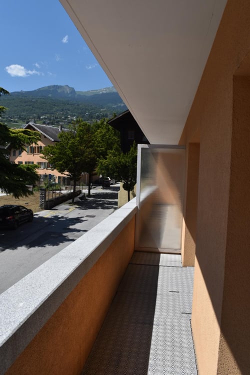 SIERRE-GLAREY - 2½ pces - fr 1000.00 + fr 130.00 acpte ch. 7