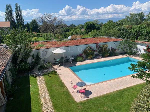 GRANDE MAISON DE MAITRE DE 12 PIECES AVEC BEAUCOUP DE CHARME - JARDIN PRIVATIF & PISCINE - 8 chambres 1