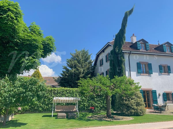 GRANDE MAISON DE MAITRE DE 12 PIECES AVEC BEAUCOUP DE CHARME - JARDIN PRIVATIF & PISCINE - 8 chambres 5