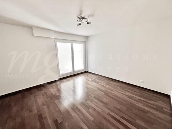 En exclusivité ! SUPERBE MAISON CONTEMPORAINE DE 420 M2 AVEC GRAND JARDIN ET PISCINE 12