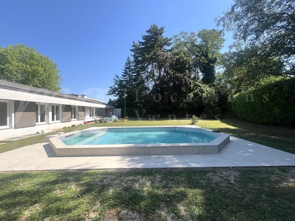 RAVISSANTE MAISON FAMILIALE - 5 CHAMBRES ! INDIVIDUELLE - GRAND JARDIN AVEC PISCINE 2