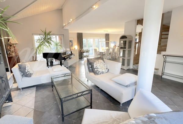 SUPERBE MAISON INDIVIDUELLE DE 250 m2 hab - RAVISSANT JARDIN CLOTUREE - ARBORISE - ET CALME DE 1100 m2 6