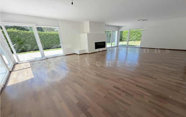 En exclusivité ! MAGNIFIQUE MAISON MODERNE DE 300 M2 AVEC GRAND JARDIN ET PISCINE 3