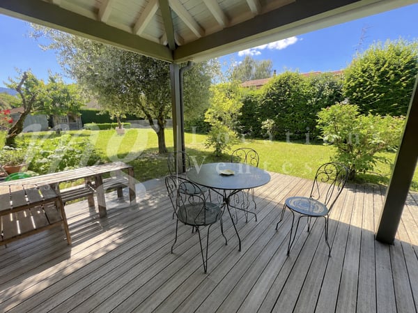 SUPERBE MAISON INDIVIDUELLE DE 250 m2 hab - RAVISSANT JARDIN CLOTUREE - ARBORISE - ET CALME DE 1100 m2 4