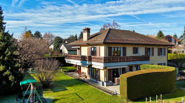 en Exclusivité Lumineux appartement avec terrasse et jardin 2