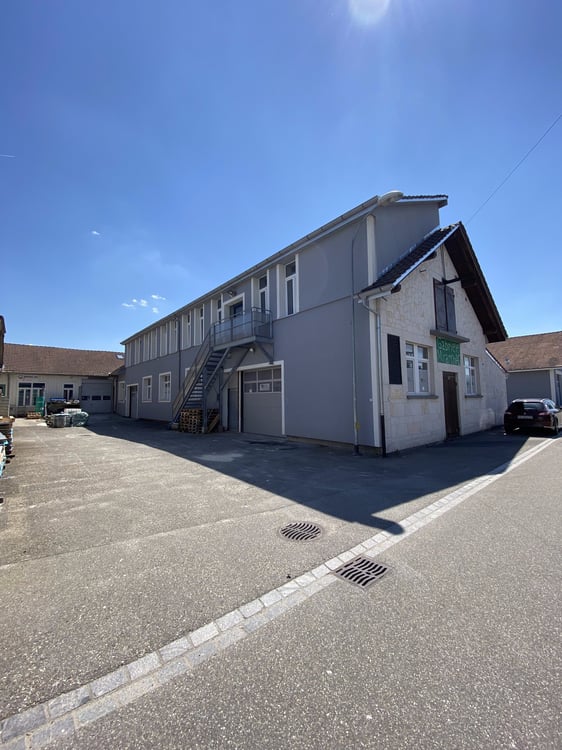 Moderne, helle und sehr grosszügige Büroräumlichkeit an zentraler Lage 1