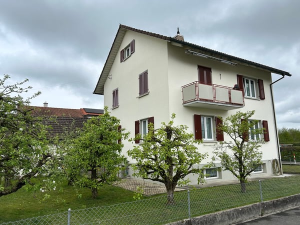 RESERVIERT - Charmantes 2-Zimmer-Mehrfamilienhaus in ruhiger Lage von Obergösgen 1