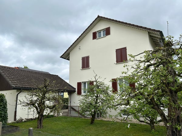 RESERVIERT - Charmantes 2-Zimmer-Mehrfamilienhaus in ruhiger Lage von Obergösgen 2