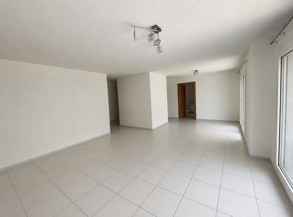 Helle 4.5-Zimmer-Erdgeschosswohnung mit Gartensitzplatz 5