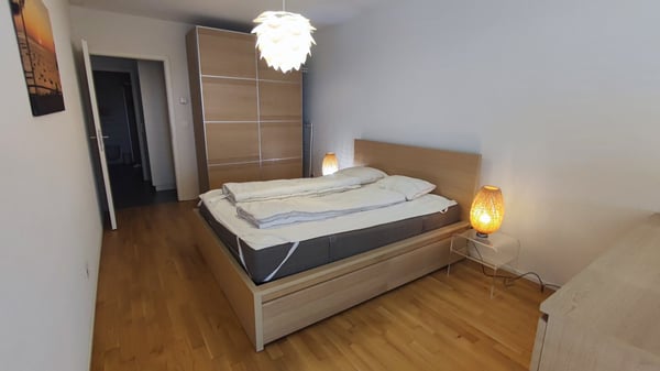 4.5 pièces meublé-équipé à 2' du M2 / 4.5 room apartment all included 2' from M2 7