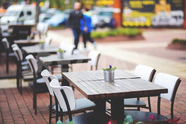 Opportunité rare à Fribourg : Café, Lounge & Restaurant clé en main 2