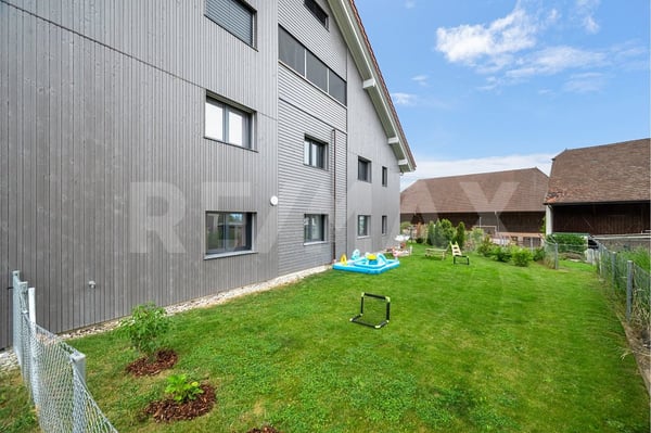 Appartement 4.5 pièces avec grand jardin privatif  confort moderne et cadre verdoyant à Russy 6
