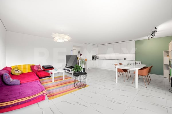 Appartement 4.5 pièces avec grand jardin privatif  confort moderne et cadre verdoyant à Russy 8