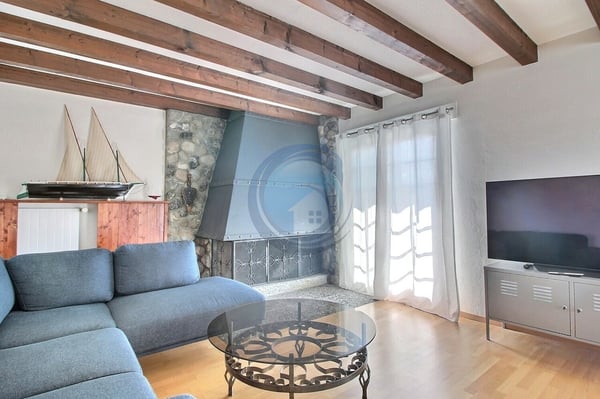 CHARMANT IMMEUBLE COMPOSÉ DE DEUX APPARTEMENTS 7