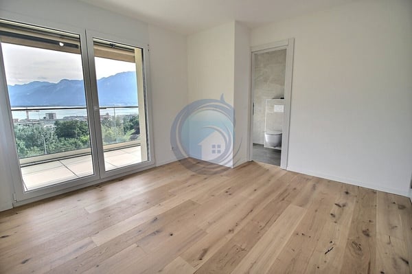 APPARTEMENT NEUF DE 4,5 PIÈCES AVEC VUE PANORAMIQUE SUR LE LAC 6