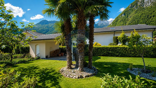 CHARMANTE VILLA INDIVIDUELLE DE 6,5 PIÈCES AVEC CACHET ET PISCINE 7