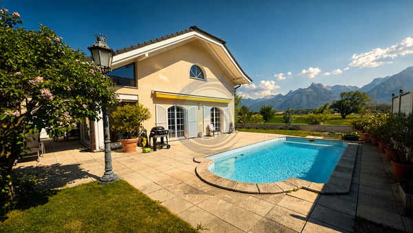 CHARMANTE VILLA INDIVIDUELLE DE 6,5 PIÈCES AVEC CACHET ET PISCINE 3