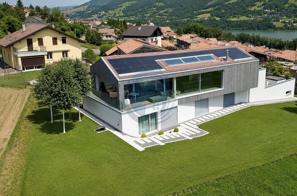MAGNIFIQUE VILLA CONTEMPORAINE DE 7.5 PIÈCES À MORLON 2