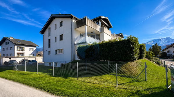 BEAU DUPLEX D'ANGLE DE 4,5 PIECES AVEC TERRASSE ET JARDIN PRIVATIF 11